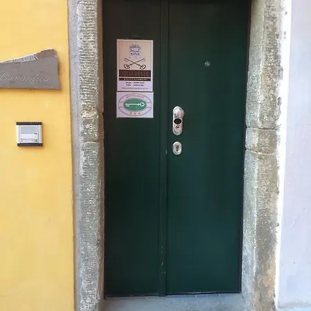 Guest house Jolly Roger